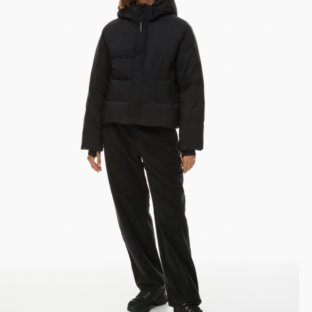Aritzia Super Puff One Puff xxs Black Shorty Jacket $275 SOLD OUT